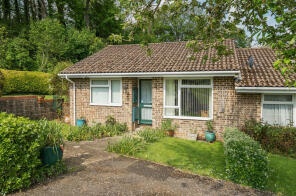 10, Hazeldene Gardens, Itchen Abbas SO21 1DJ