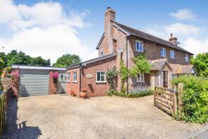 1, Farm Cottages, Haresfield To Gloucester Road, Haresfield, Stonehouse GL10 3EB