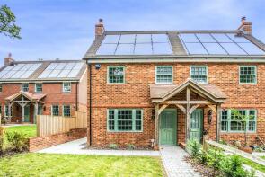 2, Cherry Tree Cottage, Blackboys Road, Framfield TN22 5PN