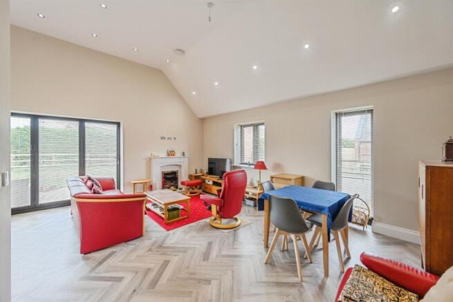 Lounge/Kitchen/Dining Room