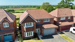91, Mckelvey Way, Crewe CW3 0FH