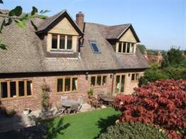Longbow, Avington Road, Winchester SO21 1DE