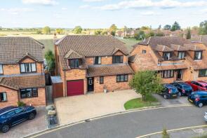 17, Walnut Close, Aylesbury HP22 5UG