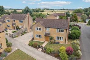 4, Norris Acre, Brackley NN13 5NN