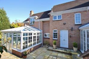 1, The Green, Wirral CH48 2LA