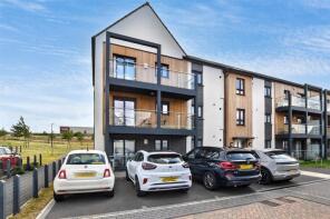 9, Cusworth Garth, Austhorpe, Leeds LS15 8GN