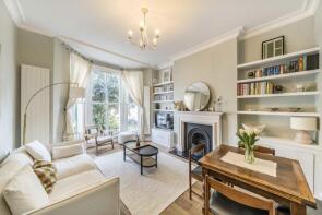 Flat A, 12, Yonge Park, London N4 3NT