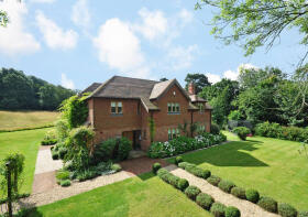 Ashtrees, Buckhurst, Edenbridge TN8 5NS