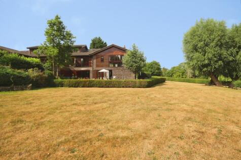 Stoneleigh Road, Bubbenhall, Coventry, Warwickshire, CV8