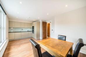 397b, Chiswick High Road, Chiswick, London W4 4AR