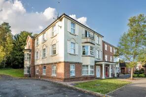 19, Compton Court, Cawston, Rugby CV22 7SH
