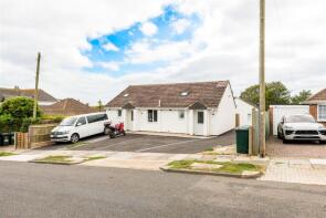 Bungalow 6, 134, Crescent Drive North, Brighton BN2 6SF