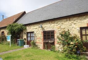 4, Chillerton Farm Barns, Main Road, Newport PO30 3HW