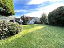 9, Hampton Grove, Cirencester GL7 5JN