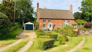 15, The Green, Norwich NR15 1TH