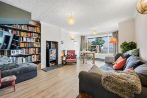 12, Wellington Close, Matlock DE4 3GE