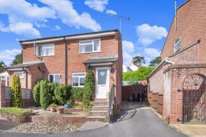 50, Queens Walk, Lyme Regis DT7 3BH