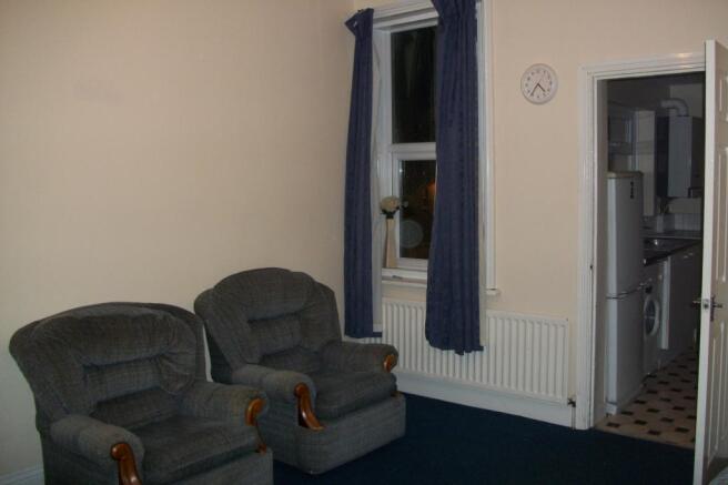 Photo 3