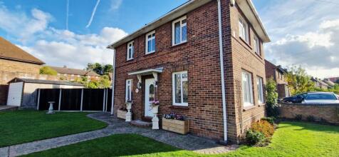 St. Aidans Way, Gravesend, Kent, DA12 4AQ