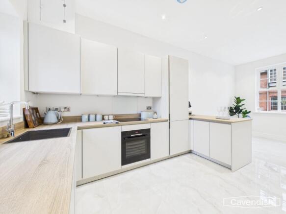 KITCHEN/DINING AREA