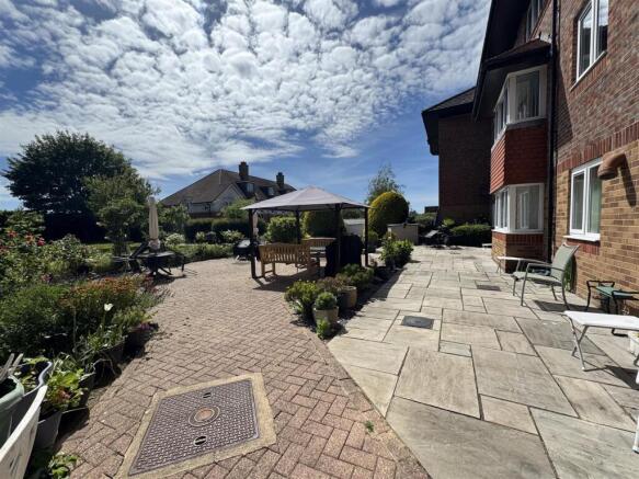 For Sale by Aspire Residential | Bakers Court