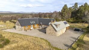 Easter Tulloch Cottage, Tulloch Road And Aundorach Loop Road, Nethy Bridge PH25 3EF