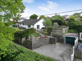 Treetops, Village Road, Exeter EX6 7LX