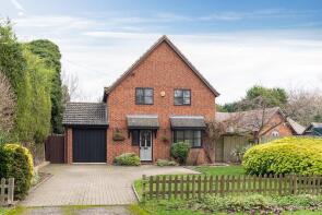 27 Green Gables, High Street, Bedford MK44 1EY