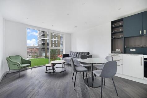 Eden Grove, Staines, Surrey, TW18
