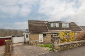 54, Blagden Lane, Newsome, Huddersfield HD4 6JZ