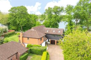 3 Old Oaks, Luttlemarsh, Walton Park, Milton Keynes MK7 7JD