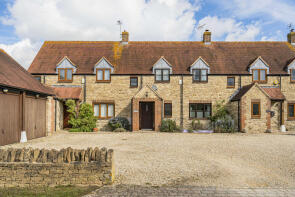 2, Elm Tree Close, Bicester OX25 1TS