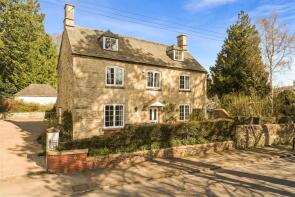 35, The Street, Dursley GL11 5TB