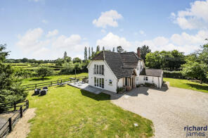 Southleigh Farmhouse, Leigh SN6 6RQ