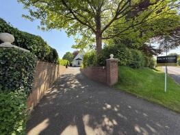 72, Bridgnorth Road, Stourbridge DY7 6RT