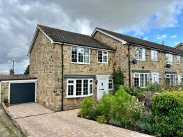 10, Parklands, Harrogate HG3 1DB