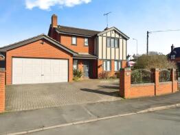 2 The Beeches, Swan Close, Blakedown, Kidderminster DY10 3JT