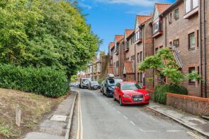 2, Dawes Court, Cumberland Place, Hotwells, Bristol BS8 4LZ