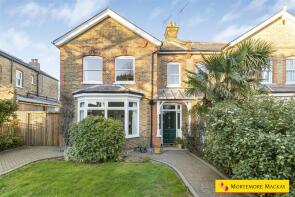144, Green Dragon Lane, Southgate N21 1ET