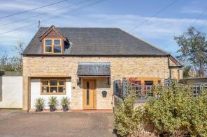 16 Mews Cottage, Oakham Road, Oakham LE15 7HA