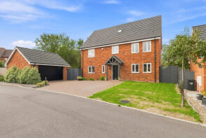 1, Lodge Close, Long Bennington NG23 5NJ