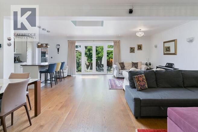 Plantagenet Close, Worcester Park - KT4 7DQ