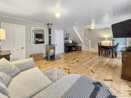 2, Hubble Cottage, High Street, Canterbury CT4 6TD