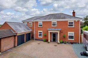 20, Hall Gardens, Coalville LE67 2HF