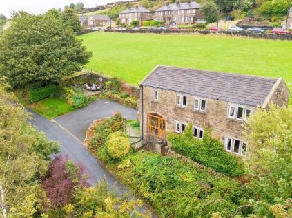 Cliff Lane, Holmfirth, HD9