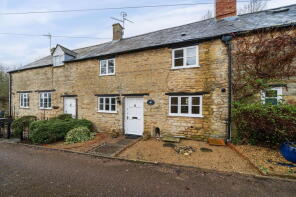 2, Old School Close, Oakham LE15 8LG