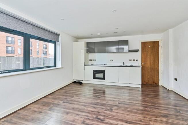 Lounge/ Kitchen
