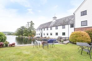 Flat 10, Hambleden Mill, Henley Road, Henley-on-thames RG9 3AF