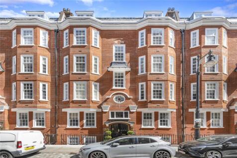 Garrick House,
Carrington Street, W1J
