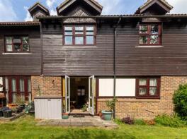 5, Wilton Villas, Bretts Orchard, Haywards Heath RH17 6PL